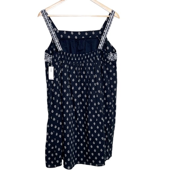 New with Tag Women Old Navy Embroidered Leaf Pattern Spaghetti Strap Mini Dress - Picture 9 of 16